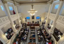 Gustavo Valdés convocó a sesiones extraordinarias para tratar el Presupuesto 2026