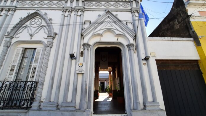 centro regional UNNE ilustracion nota Ezequiel Nardelli