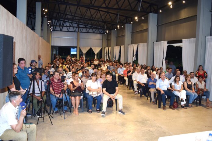 parque industrial, playa de cargas, etc