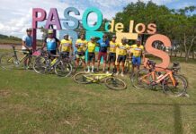 Ciclistas de Paso de los Libres se unen en apoyo a las familias de los dos ciclistas que perdieron la vida en un accidente vial en la ruta n° 40