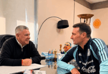 SCALONI YA ESTÁ EN ARGENTINA Y DEFINE LA LISTA FINAL PARA EL MUNDIAL 2026