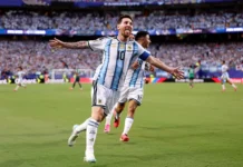 Argentina goleó a Argelia en su estreno mundialista con una actuación histórica de Messi