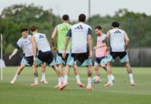 Argentina cerró su preparación en Kansas y viaja a Atlanta para enfrentar a Inglaterra
