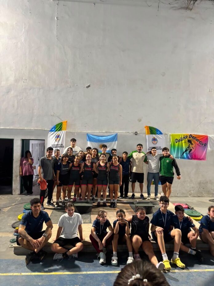Juegos correntinos jovenes pesistas clasifiacdos a los Juegos Evita