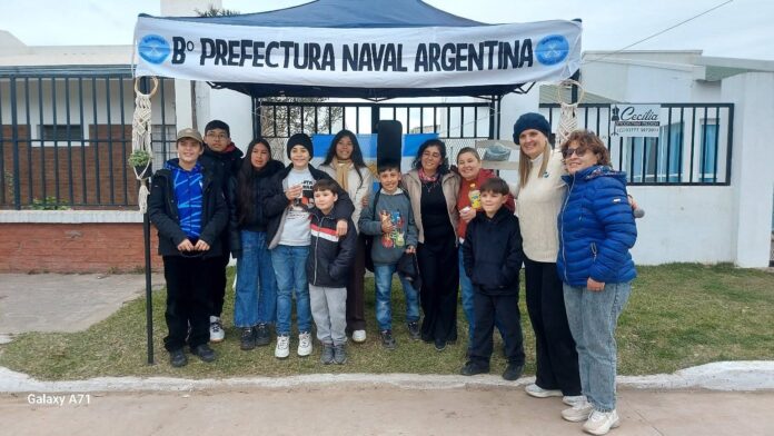 escuela de musica en el aniversario Barrio Prefectura 4