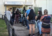 EL GOBIERNO PUSO EN MARCHA EL COBRO DE ATENCIÓN EN HOSPITALES NACIONALES PARA EXTRANJEROS NO RESIDENTES