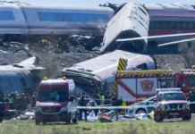 ESPAÑA: SUBE A 69 EL NÚMERO DE MUERTOS POR EL CHOQUE DE DOS TRENES DE ALTA VELOCIDAD